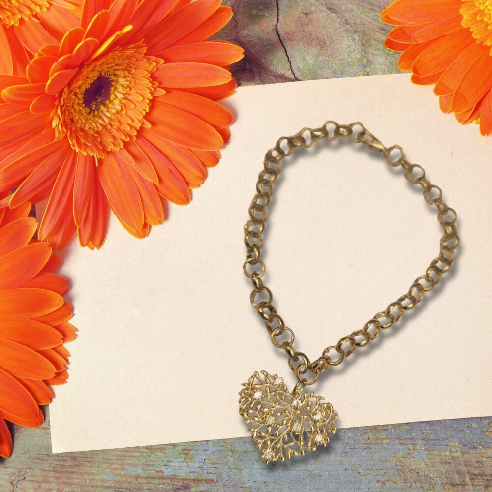 Heart Rhinestone Charm Bracelet - Picture 3 of 12